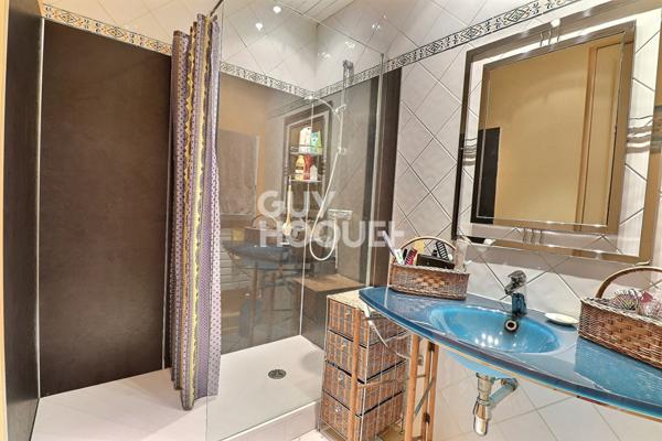 Appartement familial de caractère de 170m² - Volumes d'exception - Saxe Gambetta