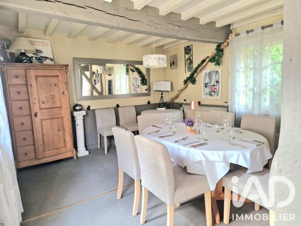 Maison à vendre 10 pièces 270 m² Forges-les-Eaux