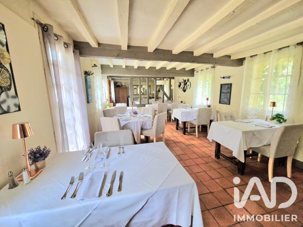Maison à vendre 10 pièces 270 m² Forges-les-Eaux