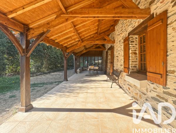 Maison à vendre 10 pièces 256 m² Ombrée d'Anjou