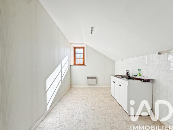 Maison à vendre 10 pièces 256 m² Ombrée d'Anjou