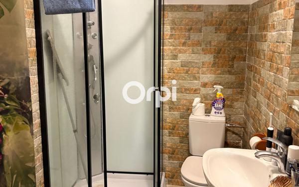 Immeuble à vendre    9 pièces • 153,80 m2 Bourcefranc-le-Chapus