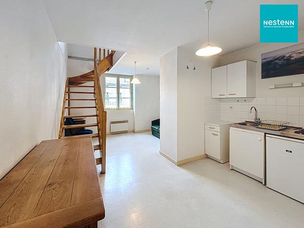 Appartement T2 en duplex, rare sur le secteur, idéalement situé au coeur de Montbrison