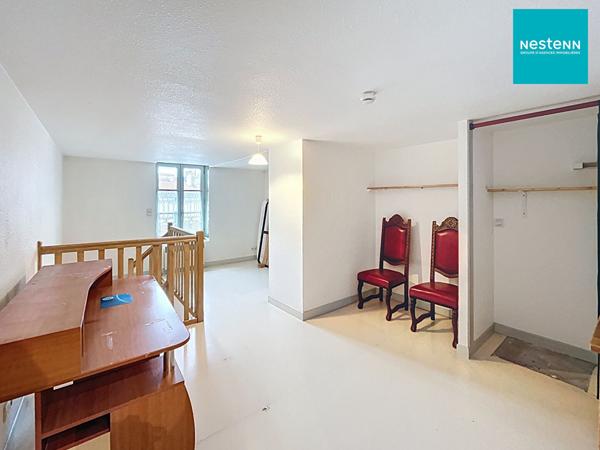 Appartement T2 en duplex, rare sur le secteur, idéalement situé au coeur de Montbrison