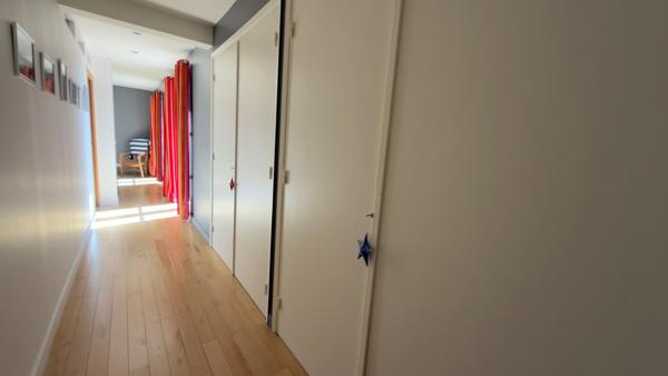 MAGNIFIQUE PROPRIETE DE SEMI PLAIN PIED ERIGEE SUR PLUS DE 1300 M² LA CHAPELLE D ARMENTIERES