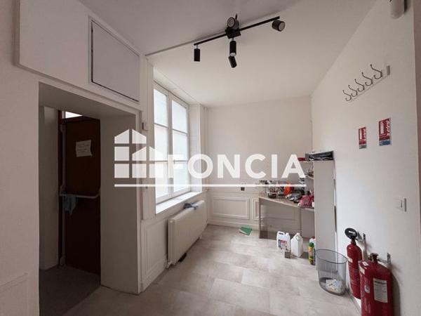 Location Local commercial 59.3 m² - 14 RUE DE LA PAIX Charleville Mezieres 08000