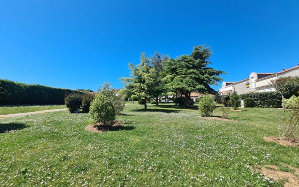 Maison à vendre    2 pièces •  Vaux-sur-Mer