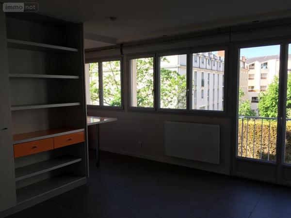 Appartement à louer à Nantes en Loire-Atlantique (44000), ref : 44028-L164