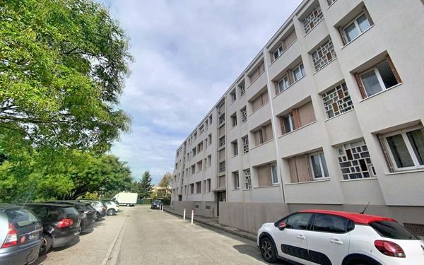 Appartement à vendre    3 pièces • 60,45 m2 Avignon