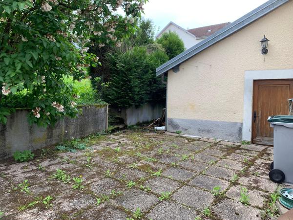 Maison avec jardin