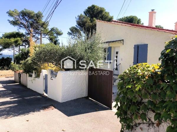 Villa T5 de plain pied avec jardin, piscine et grand garage