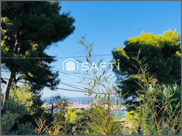 Villa T5 de plain pied avec jardin, piscine et grand garage