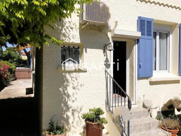 Villa T5 de plain pied avec jardin, piscine et grand garage
