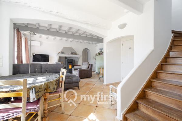 Les Arcs (83460) DEUX MAISONS INDÉPENDANTES AU CŒUR DES VIGNES