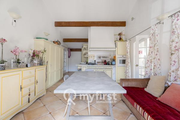 Les Arcs (83460) DEUX MAISONS INDÉPENDANTES AU CŒUR DES VIGNES