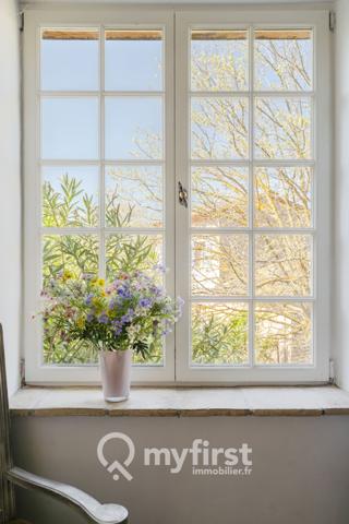 Les Arcs (83460) DEUX MAISONS INDÉPENDANTES AU CŒUR DES VIGNES