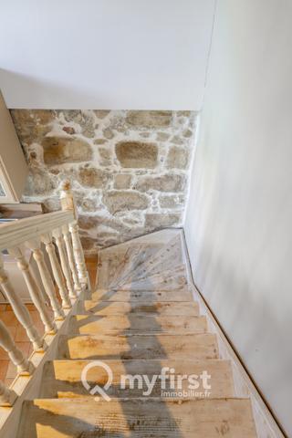 Les Arcs (83460) DEUX MAISONS INDÉPENDANTES AU CŒUR DES VIGNES