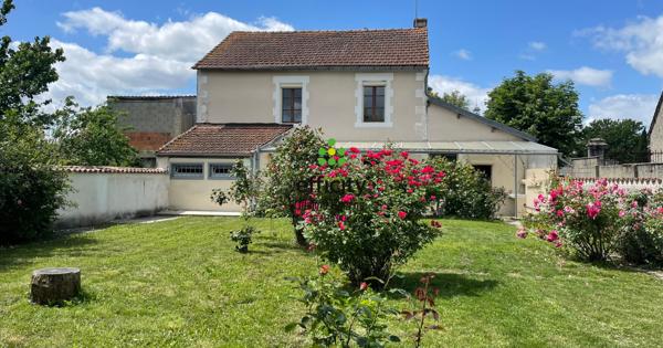 Maison
         4 pièces
        - 104 m² Exclusivité 99 000 € *