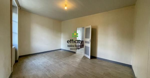 Maison
         4 pièces
        - 104 m² Exclusivité 99 000 € *