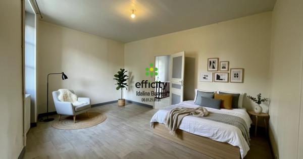 Maison
         4 pièces
        - 104 m² Exclusivité 99 000 € *