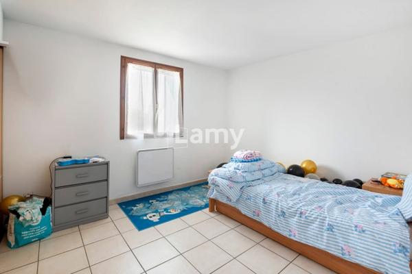 Immeuble de rapport de 2005: 197 m² avec 4 appartements.