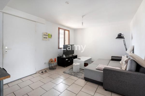 Immeuble de rapport de 2005: 197 m² avec 4 appartements.