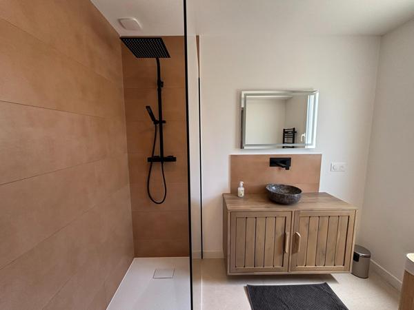 Saint-Raphaël: Villa avec suite de plain pied, piscine et garage, proche santa lucia