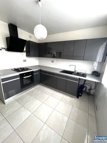 Maison
                                                                                                                                                                                                                                                                                                                        6 pièce(s)                                                                                                                                                                                                          5 chambre(s)                                                                                                                                                                                                          130  m²