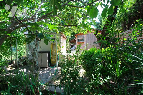 Jolie maison de 100m2 habitables (avec joli jardin et 2 terrasses) sur terrain de 403m2 aux CAMOINS