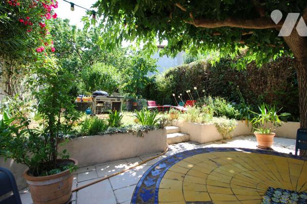 Jolie maison de 100m2 habitables (avec joli jardin et 2 terrasses) sur terrain de 403m2 aux CAMOINS