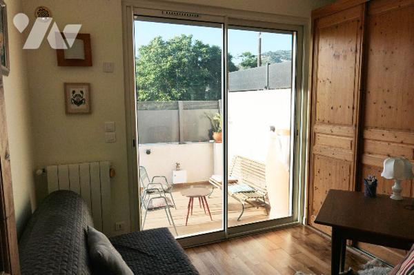 Jolie maison de 100m2 habitables (avec joli jardin et 2 terrasses) sur terrain de 403m2 aux CAMOINS