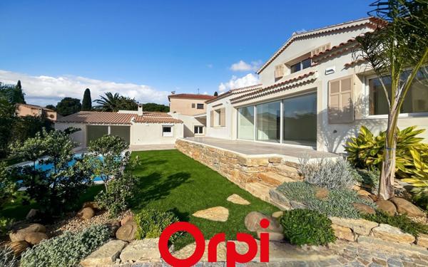Maison à vendre    7 pièces • 196 m2 Bandol