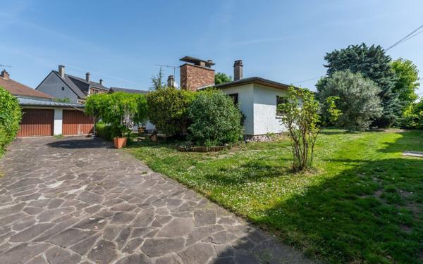 Maison à vendre    6 pièces • 179,68 m2 Gournay-sur-Marne