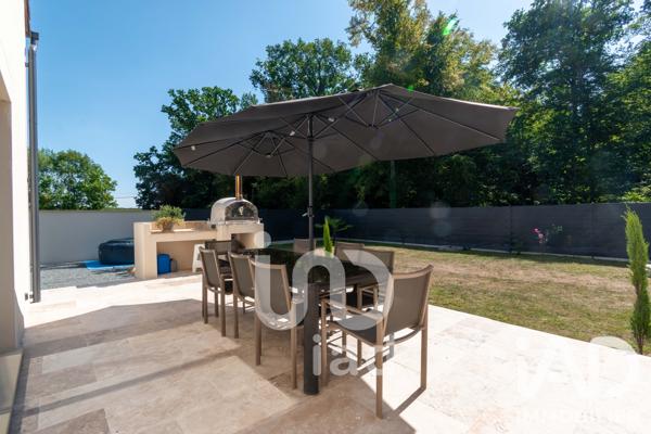 Maison à vendre 4 pièces 91,44 m² Épône