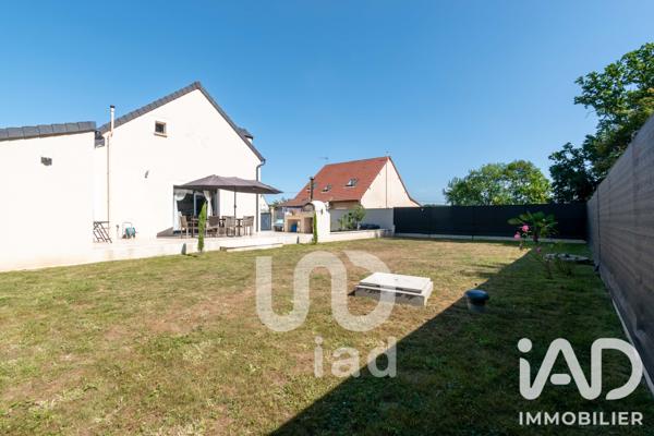 Maison à vendre 4 pièces 91,44 m² Épône