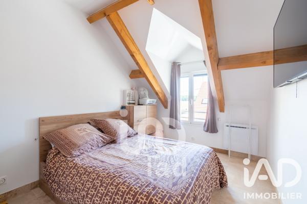 Maison à vendre 4 pièces 91,44 m² Épône