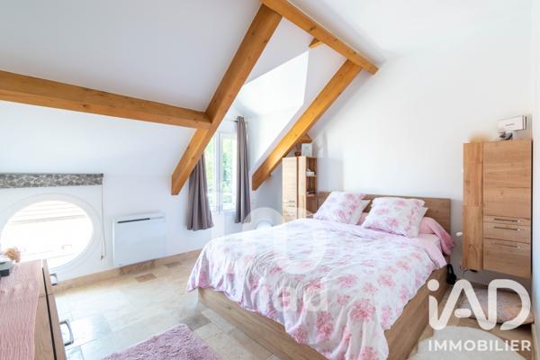 Maison à vendre 4 pièces 91,44 m² Épône