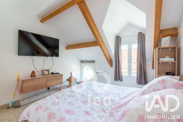 Maison à vendre 4 pièces 91,44 m² Épône