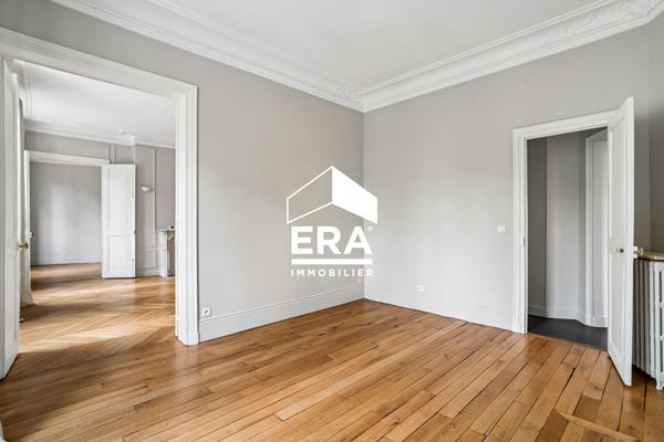 Appartement Parc Monceau 125.84 m2