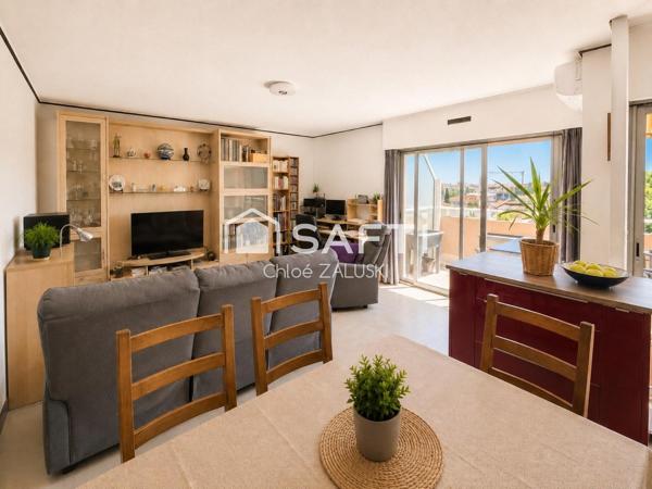 Appartement T3 dernier étage, piscine, vue dégagée