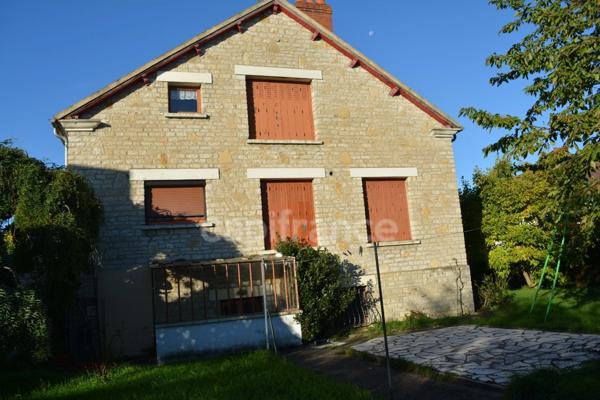 Maison de pierres à vendre 5 pièces VARENNES VAUZELLES (58)
