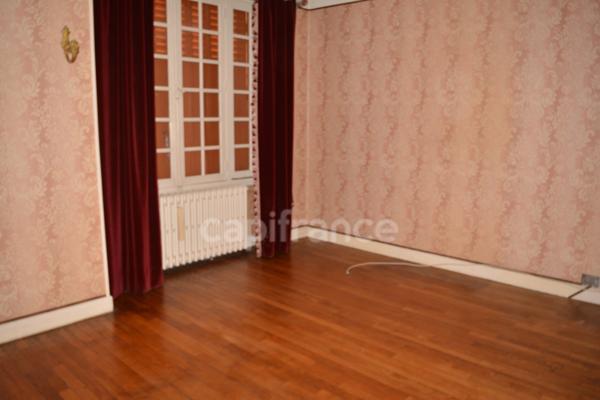 Maison de pierres à vendre 5 pièces VARENNES VAUZELLES (58)