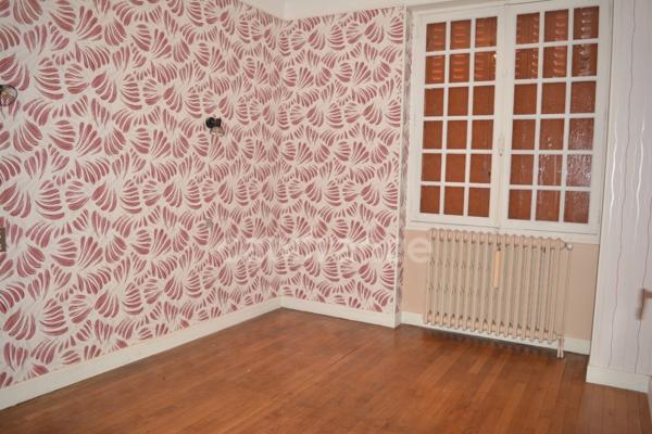 Maison de pierres à vendre 5 pièces VARENNES VAUZELLES (58)