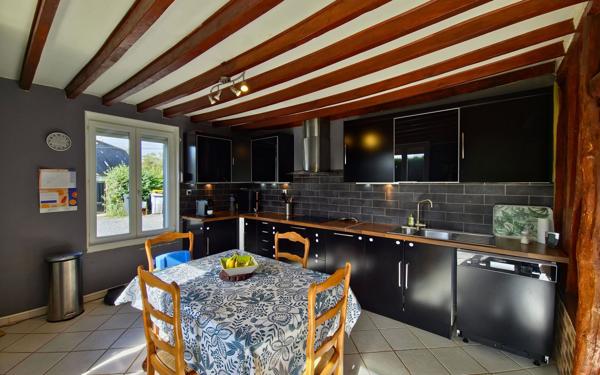 Maison à vendre    5 pièces •  Bernay