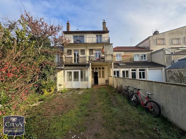 Immeuble à vendre 156.02m²