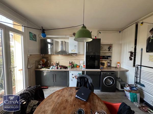 Immeuble à vendre 156.02m²