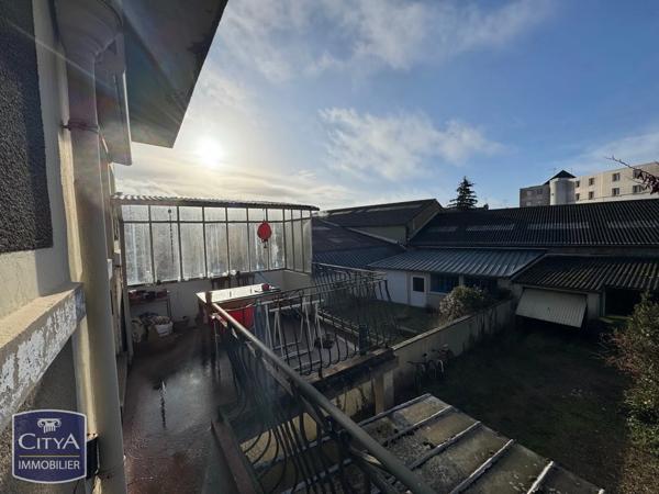 Immeuble à vendre 156.02m²