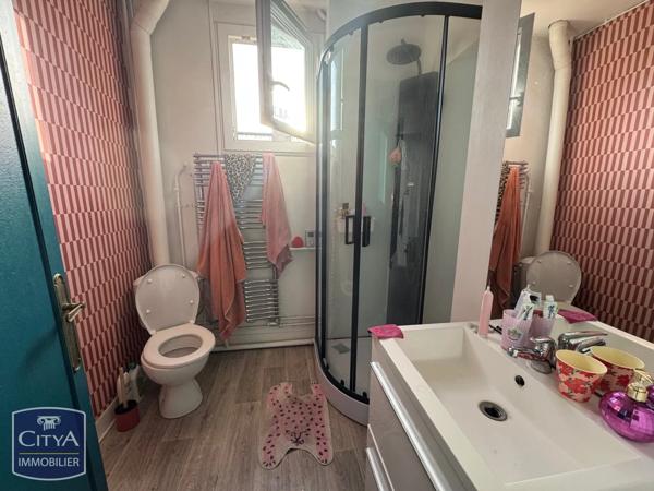 Immeuble à vendre 156.02m²