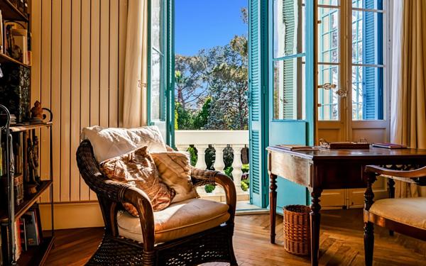 Appartement à vendre    4 pièces • 118,06 m2 Saint-Raphaël