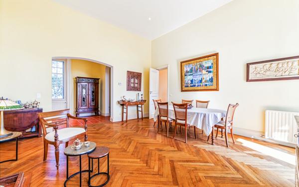 Appartement à vendre    4 pièces • 118,06 m2 Saint-Raphaël